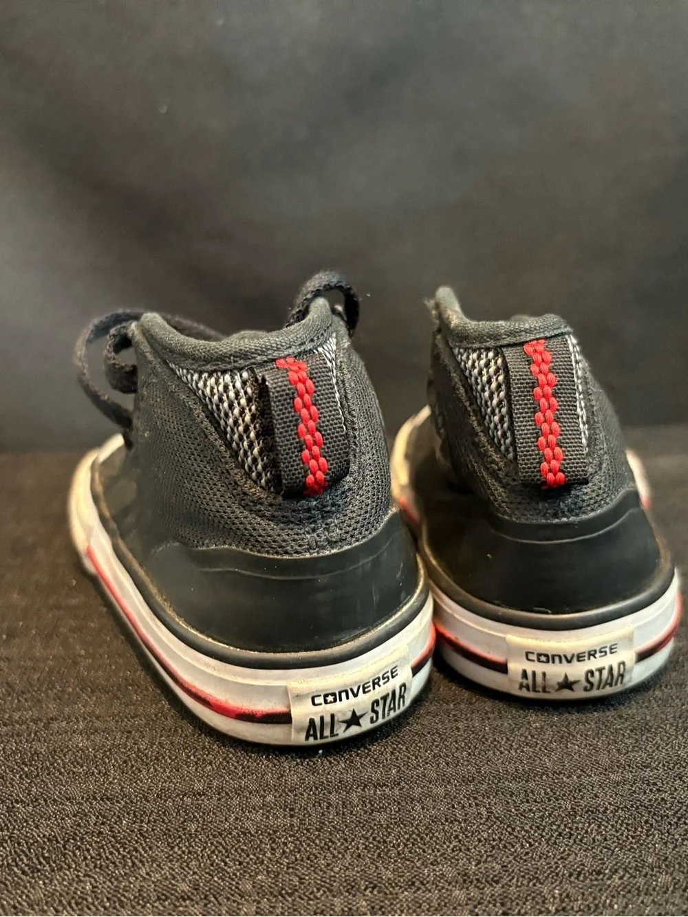 Converse Chuck Taylor All Star Axel Mid Top toddler shoes size 5
